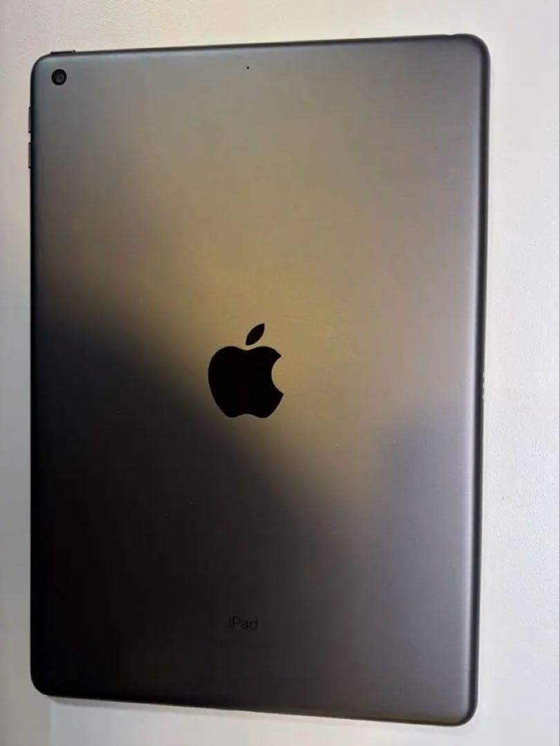 Apple iPad 第7世代　スペースグレー