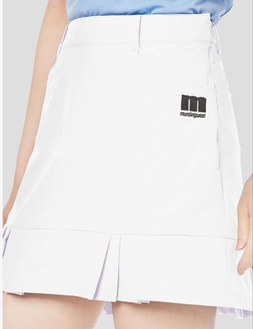 マンシングウェア　レディース　スカート　新品　Mサイズ　9号