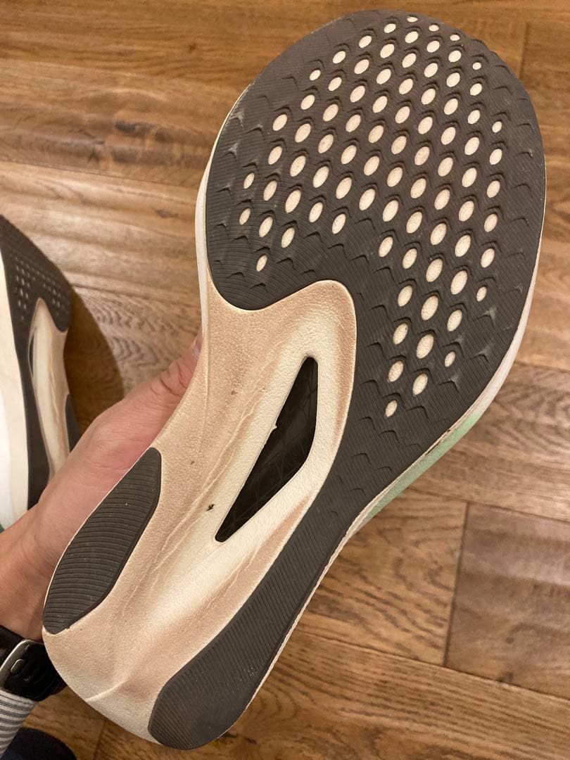 アシックス　マジックスピード５　27.0センチ【値下げしました！】