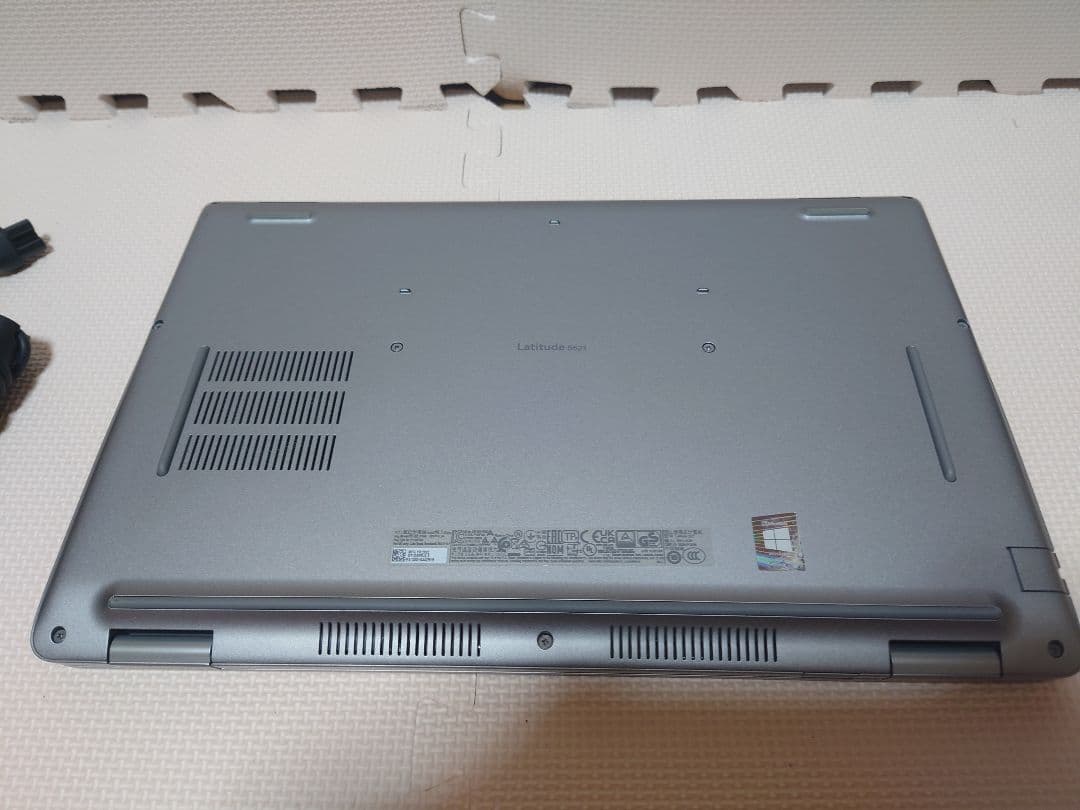 Dell Latitude 5521/i7-11850H/MX450/ゲーミング