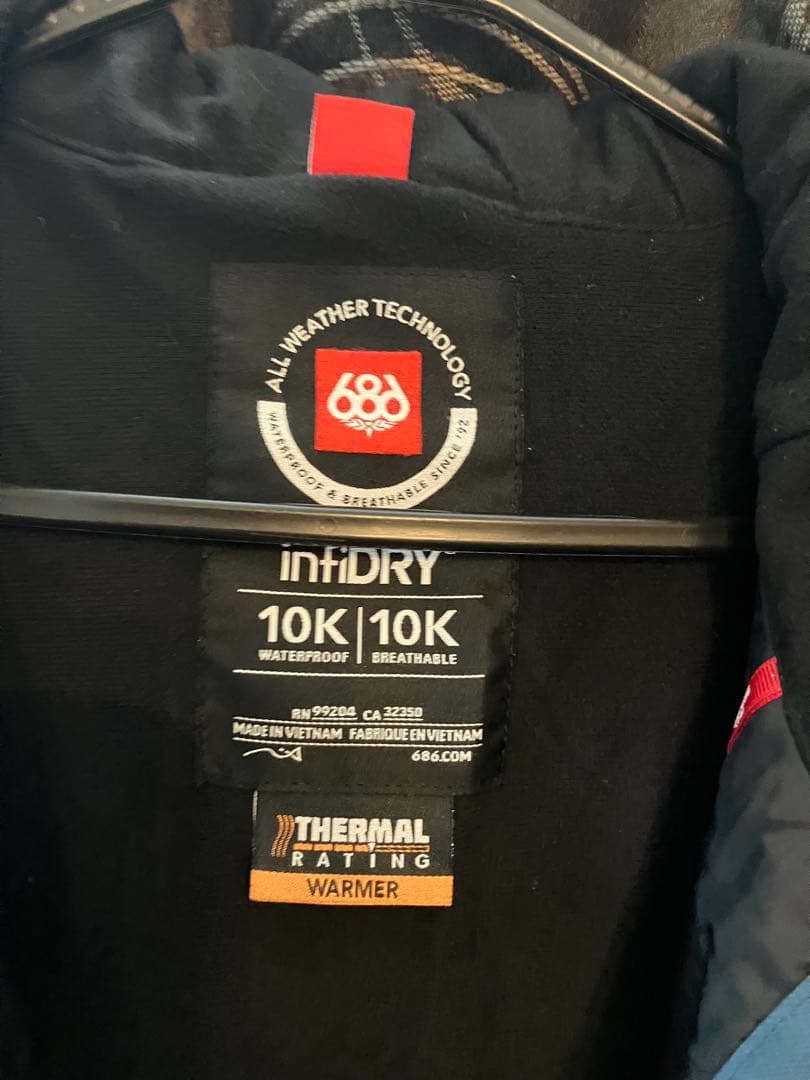 ア*ベ様 686 スノーボードウェア上 VOLCOMウェア下