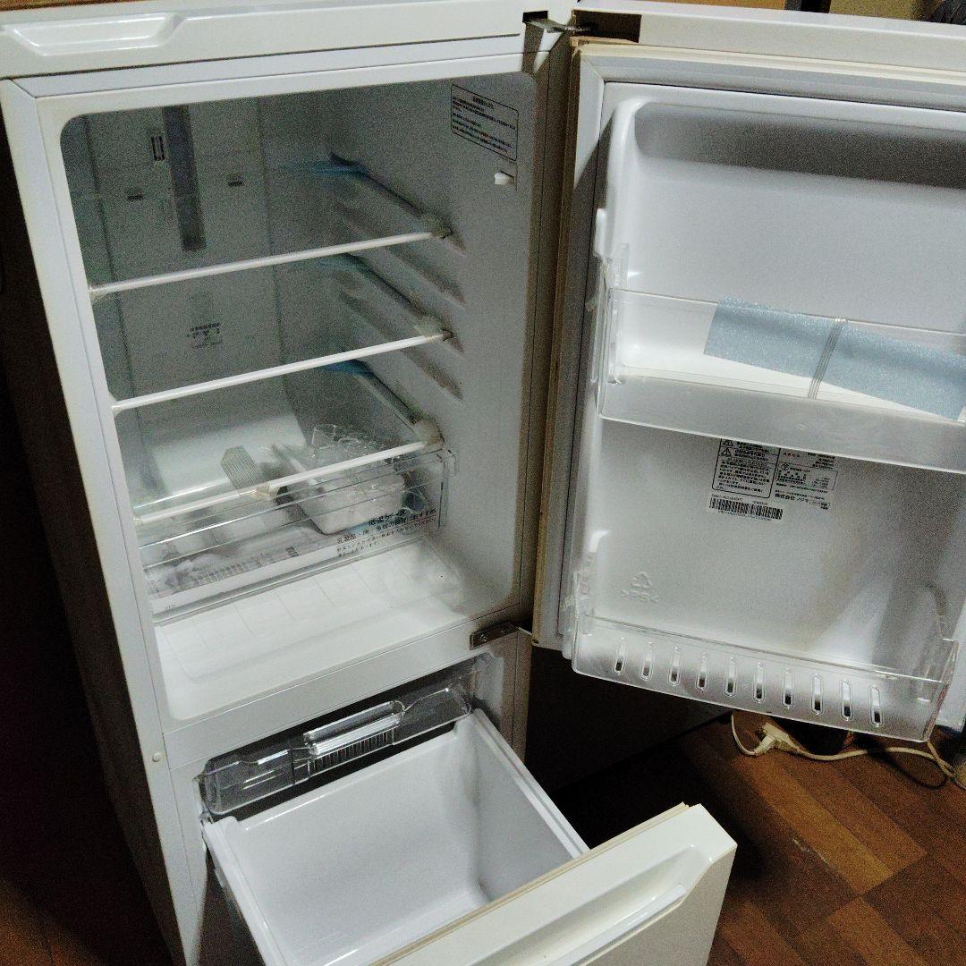150リットル　ボトムフリーザー冷蔵庫