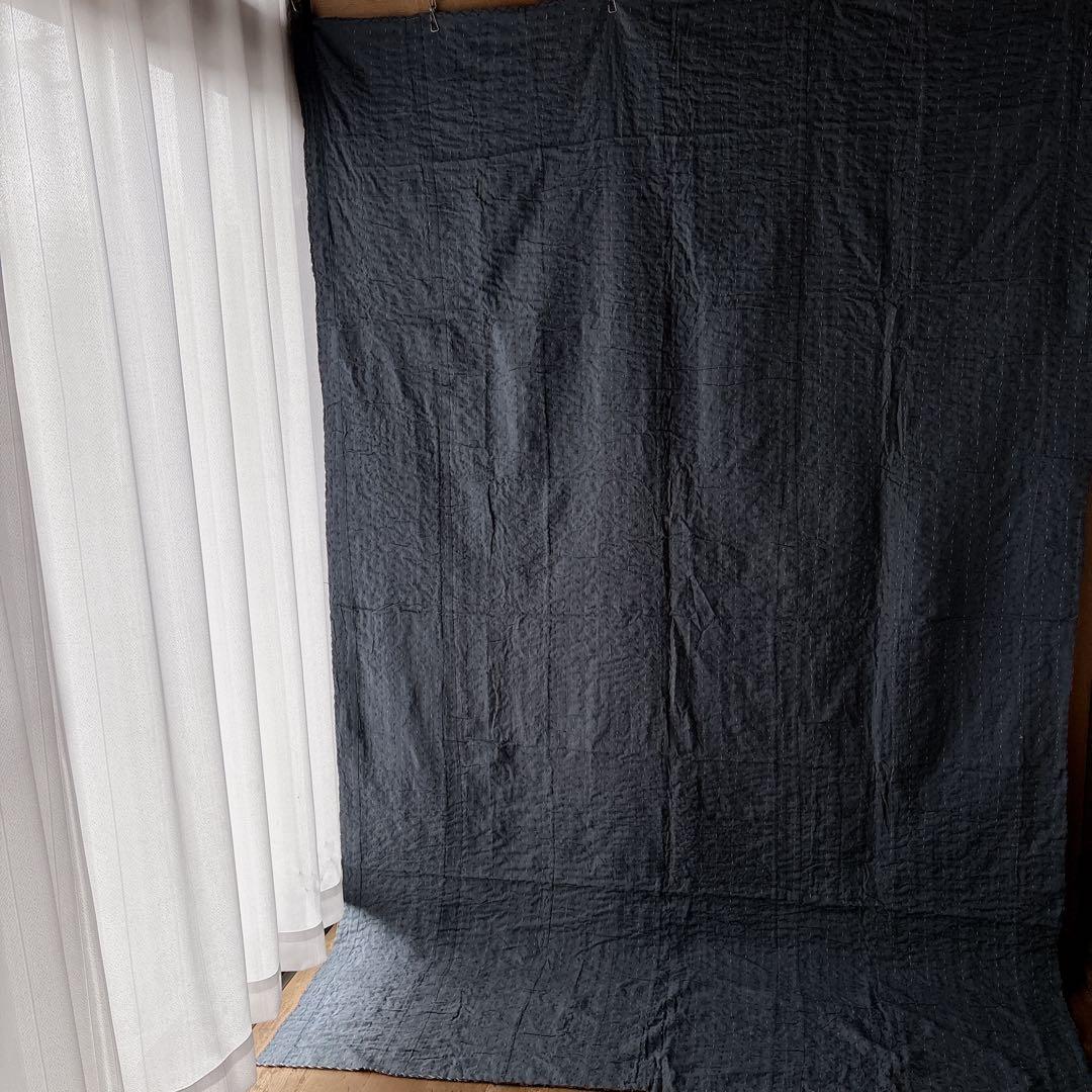 未使用❁エンブロイダリー　グレー　パッチワークカンタキルトマルチカバーラグ