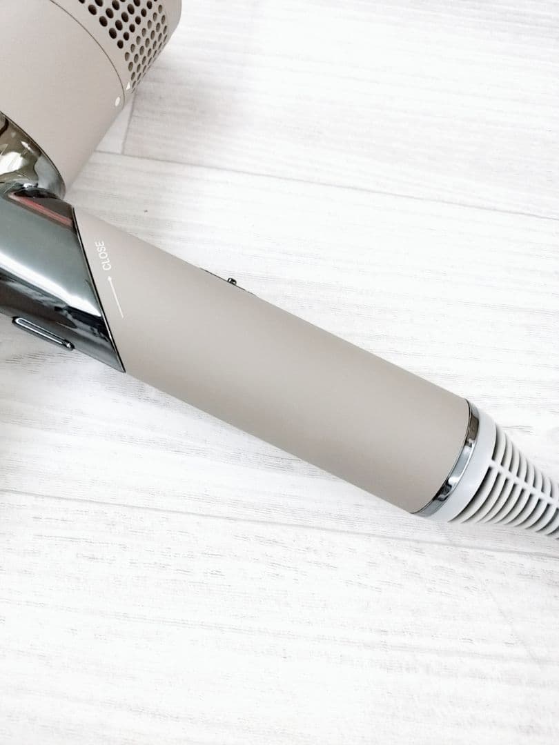 新品同様☺KINUJO 絹女 ドライヤー キヌジョ