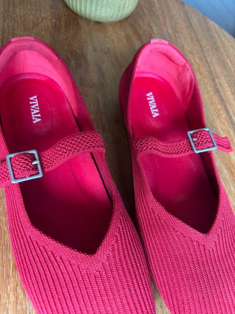 VIVAIAスクエアトゥ メリージェーン フラットシューズ