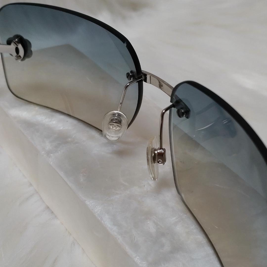 極美品✨CHANEL シャネル サングラス カメリア リムレス ブルー 保存箱