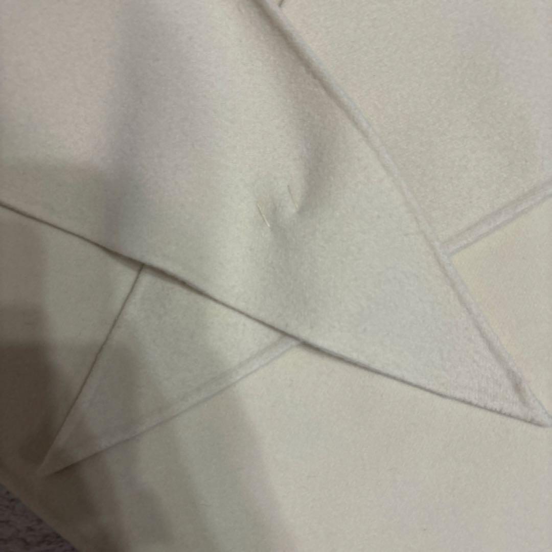 アニュアンスコート2024ベルト、ストールつき