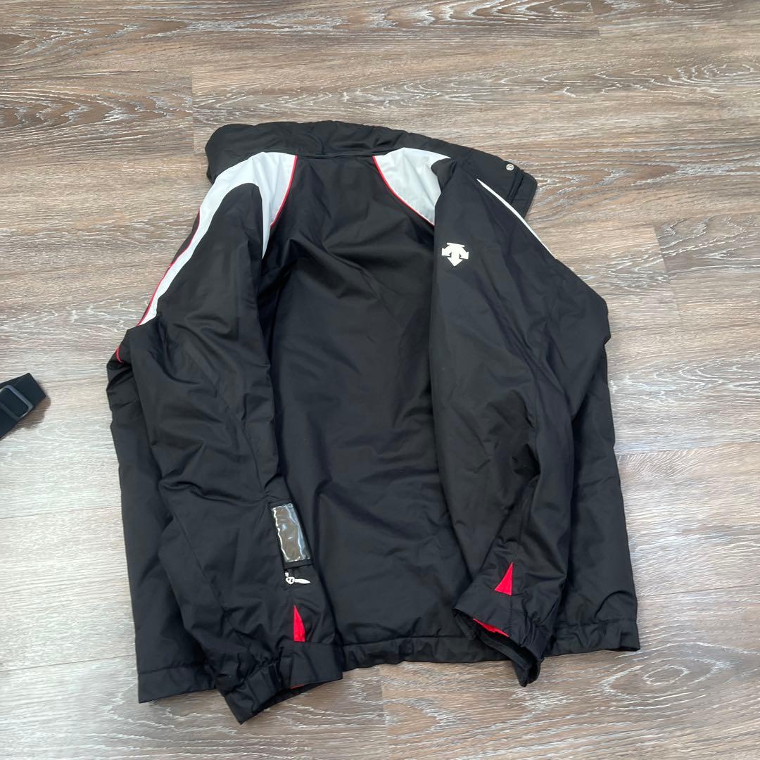 DESCENTE デサント セットアップ　上下　スキーウェ男性　メンズ　xo
