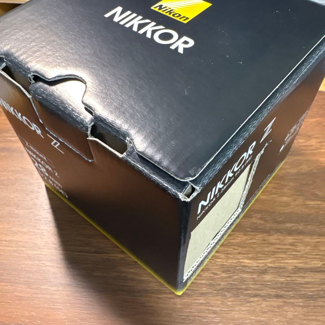 【ほぼ新品】 Nikon 単焦点レンズ　28mm 入手困難なスクエアレンズフード