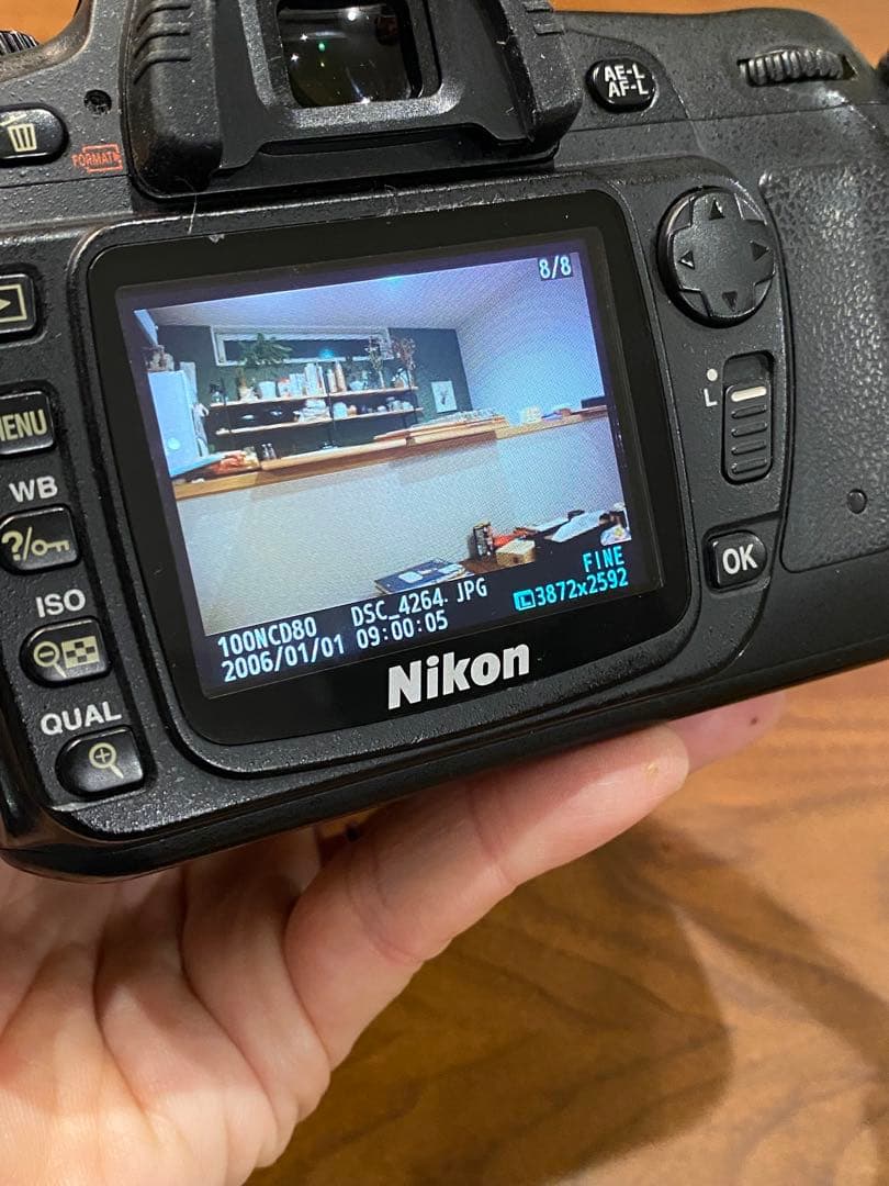 Nikon D80 CCDデジタル一眼 動作品　af-s 18-135レンズ付