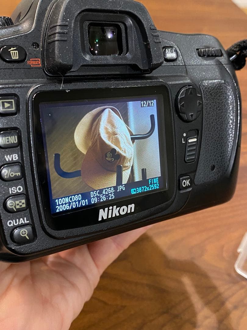 Nikon D80 CCDデジタル一眼 動作品　af-s 18-135レンズ付