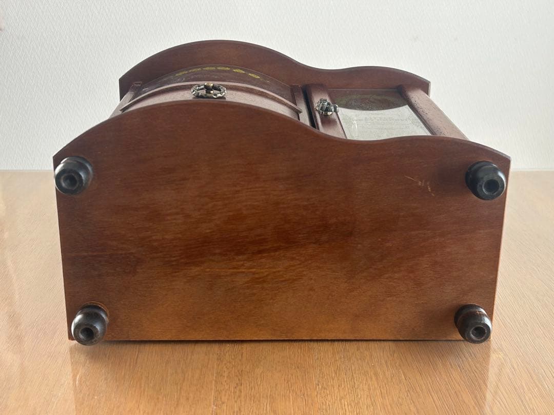 【リトルグレイラビット】 木製 ジュエリーボックス（オルゴール付き）