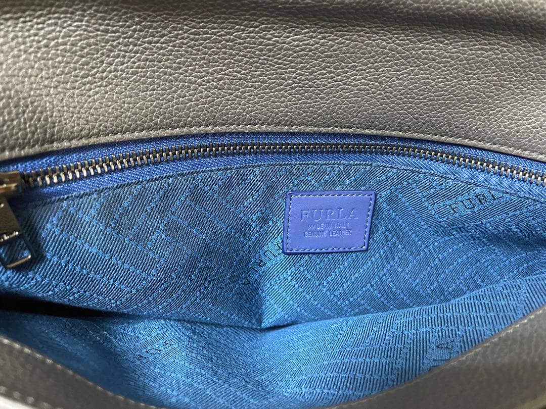 マ*ん様 極上美品　正規品　本革　FURLA ビジネスバッグ　シボ革　グレー