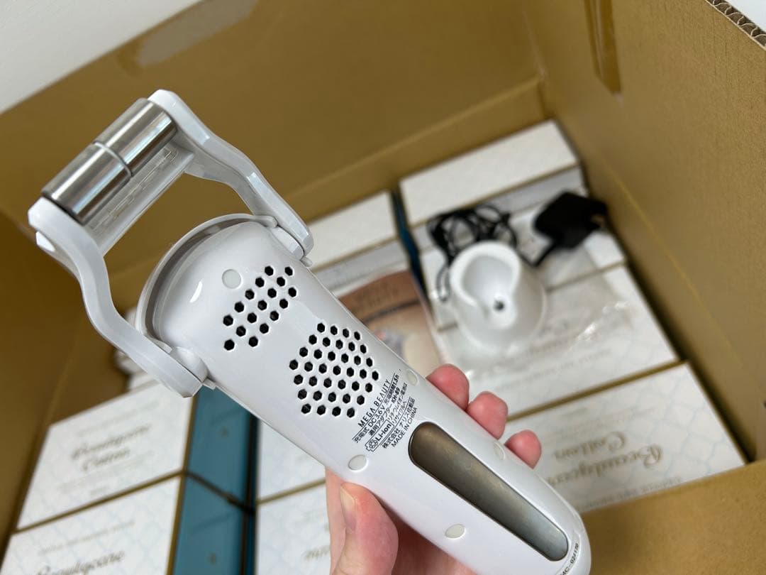 引越しセール中！24日まで　ナリス　メガビューティ　新品未使用　コットン