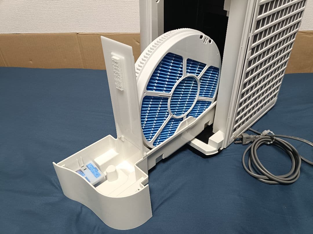 m.makorin様 SHARP 加湿空気清浄機 KC-L50-W 2021年製