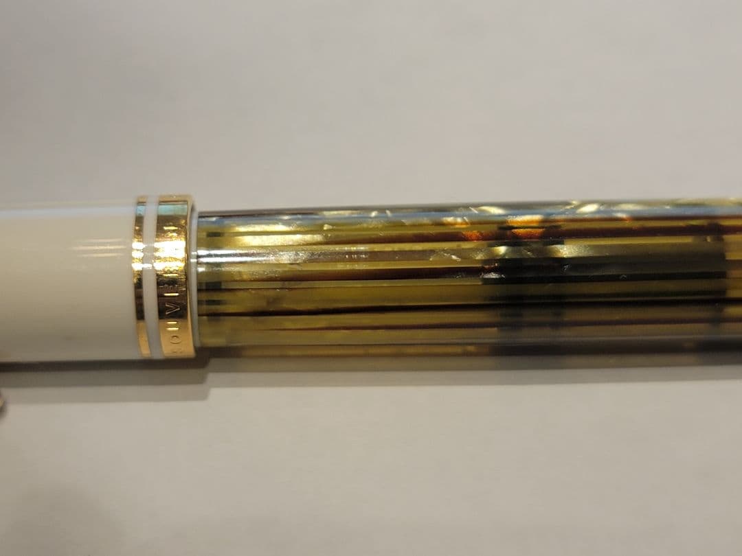 筆記具 PELIKAN Souveran M400 White Turtoise OM