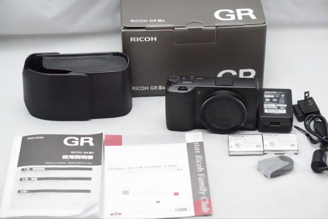 ☆付属品多数☆ リコー GR Ⅲx GRレンズ 26.1㎜ F=1:2.8