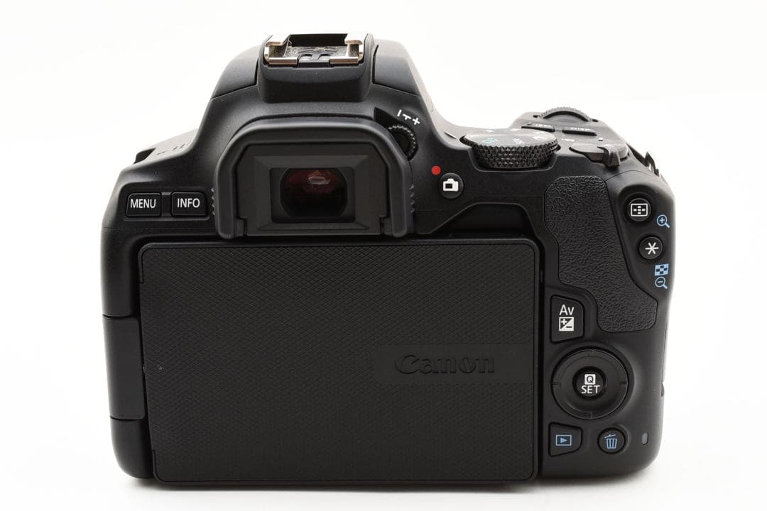 デジタル一眼レフカメラCanon EOS Kiss X10標準レンズセット