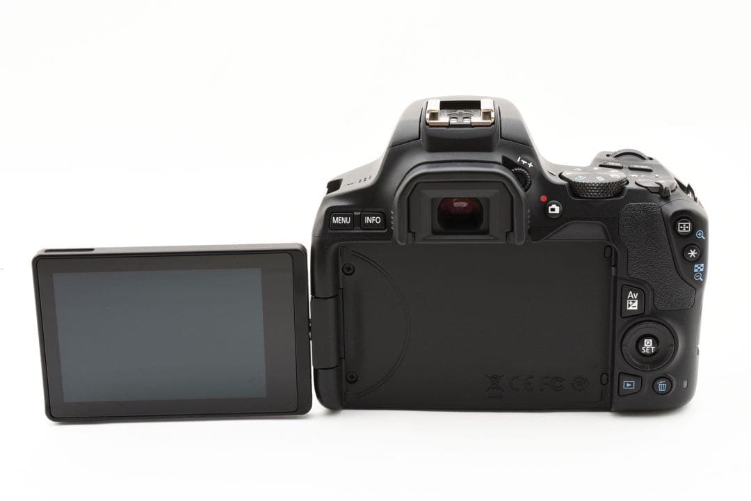 デジタル一眼レフカメラCanon EOS Kiss X10標準レンズセット