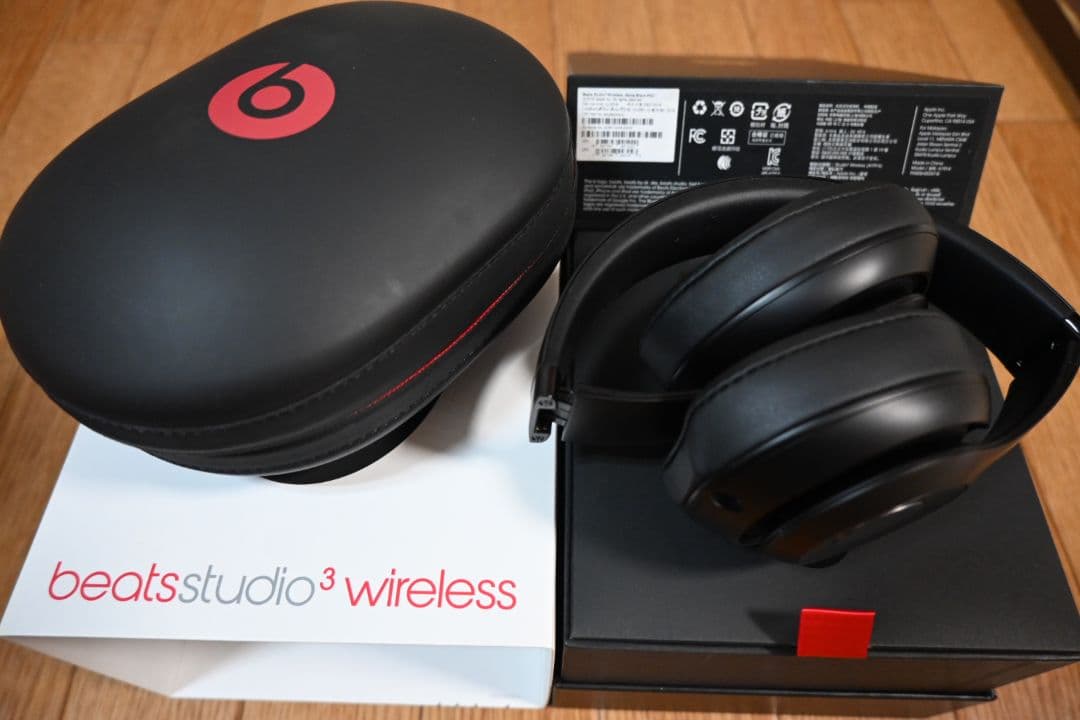 Beats ワイヤレスヘッドホン ケース付き