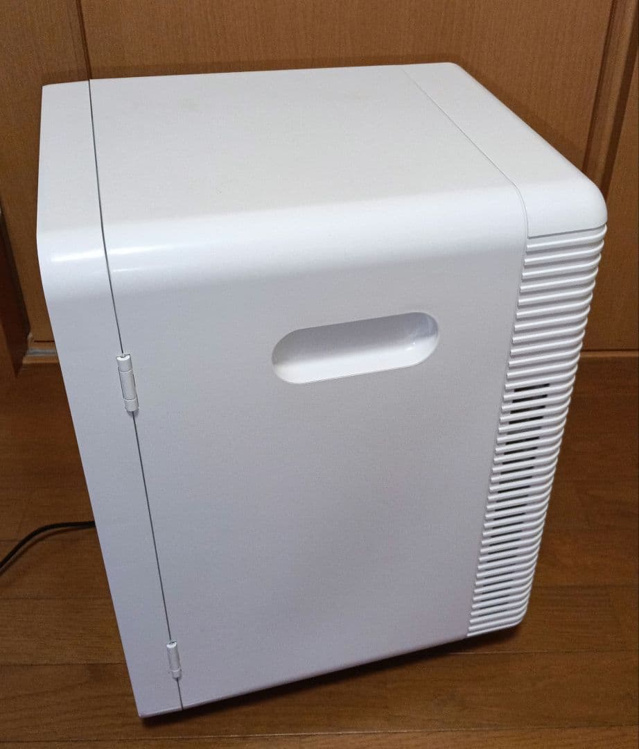 ドメティックモビクール車載兼用冷温庫。【静音機能付き】