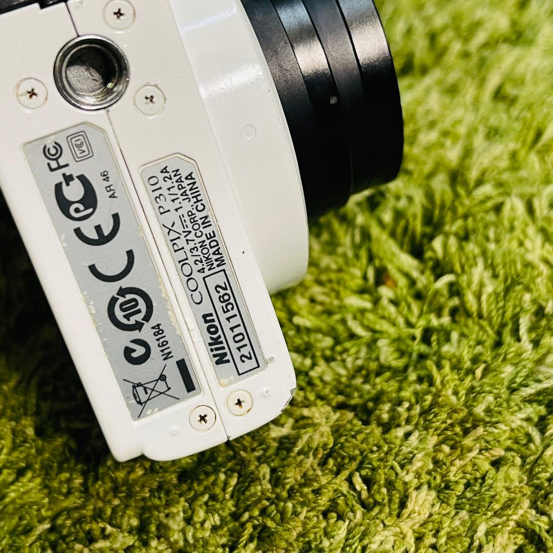 Nikon coolpix p310 デジタルカメラ ホワイト 本体ジャンク品