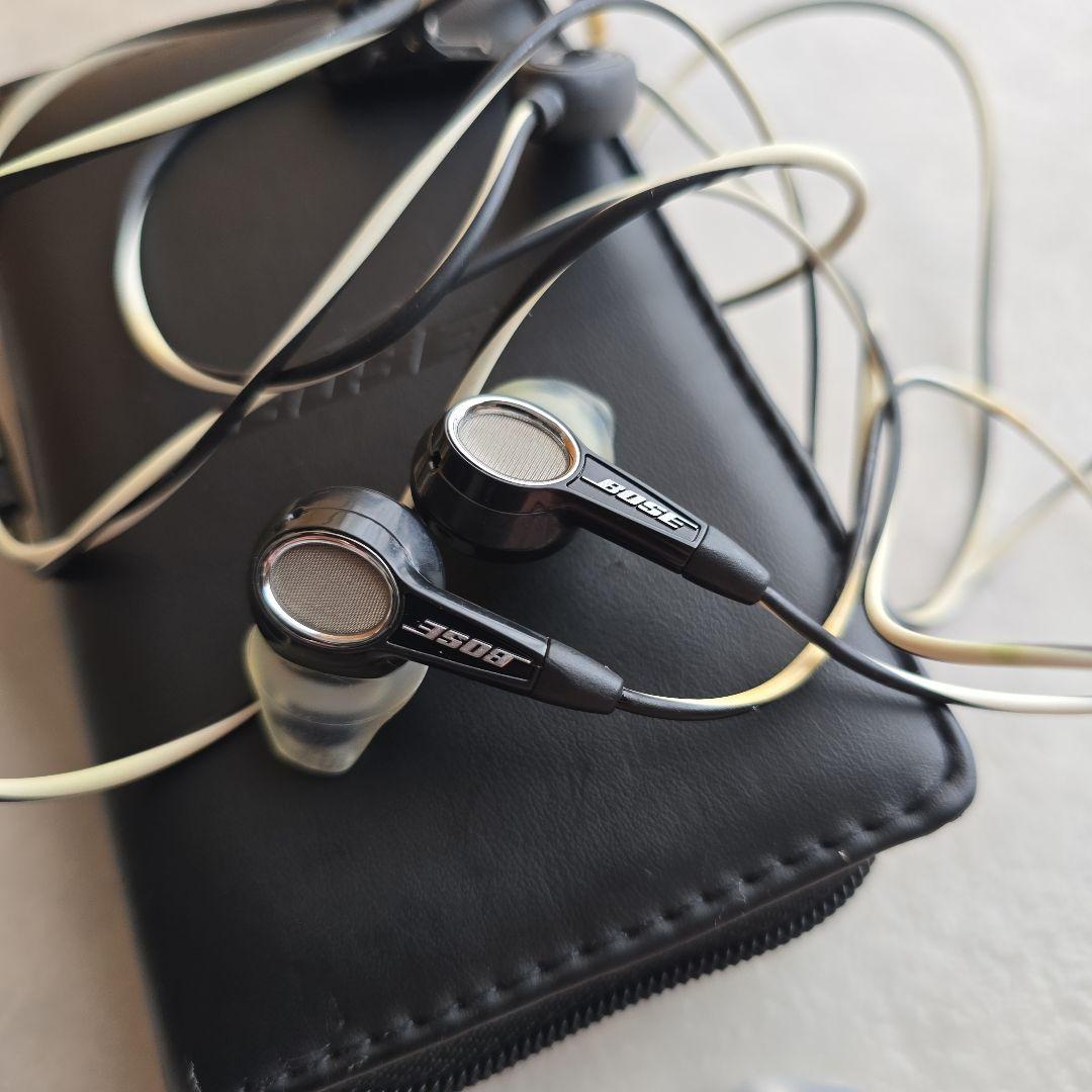 Bose 有線イヤホン 収納ケース付き