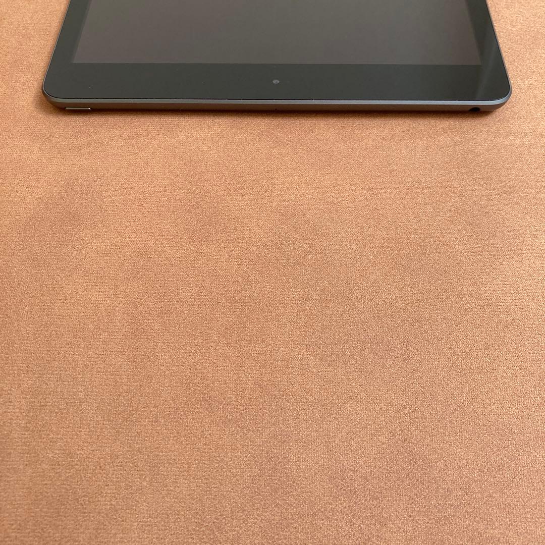 715 電池新品☆比較的美品☆iPad7 第7世代 32GB WIFIモデル☆