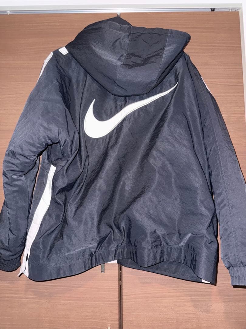 即決値引き有り Nike AMBUSH ダウンジャケット ネイビー