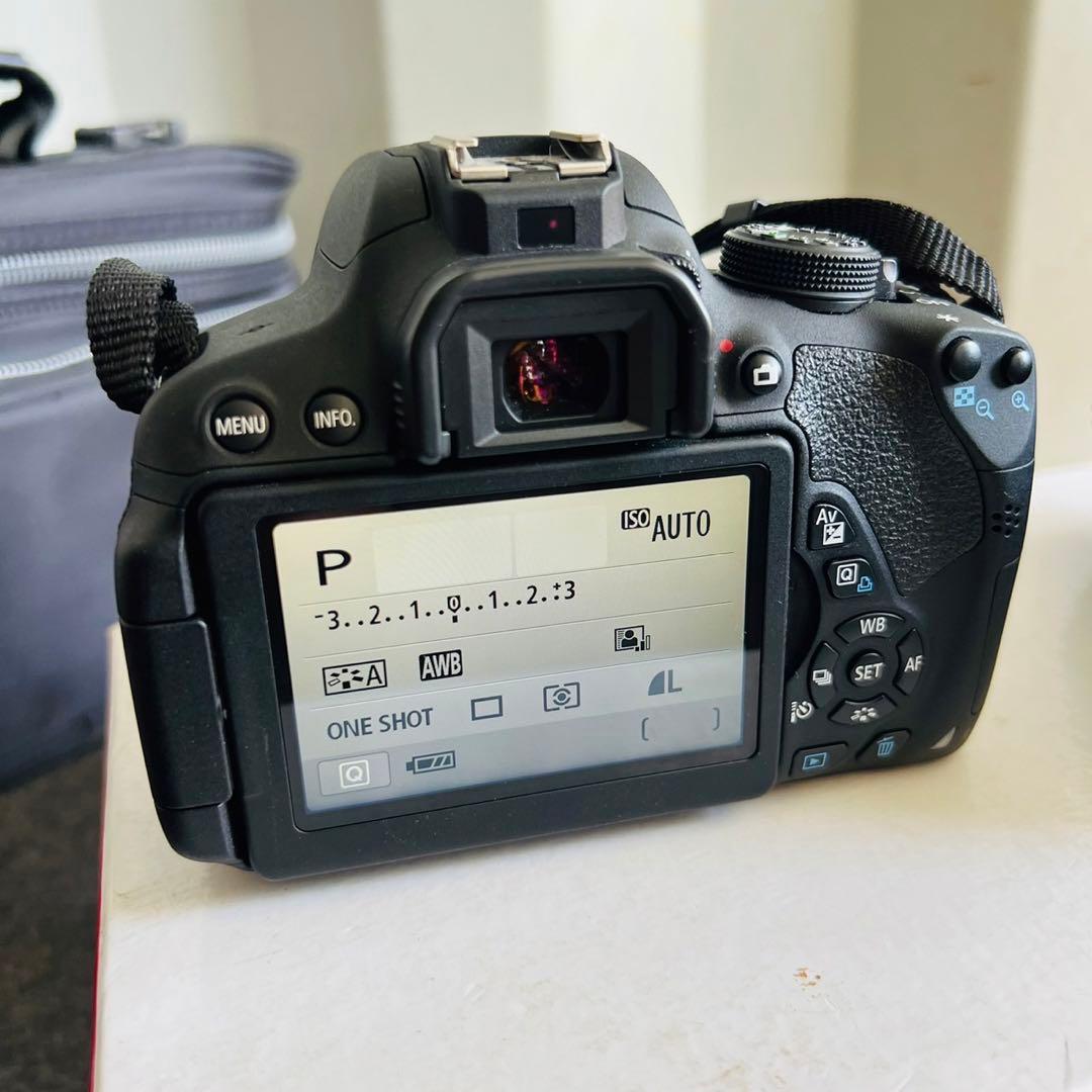 580美品！CANON EOS Kiss X7i 黒 一眼レフカメラセット✨