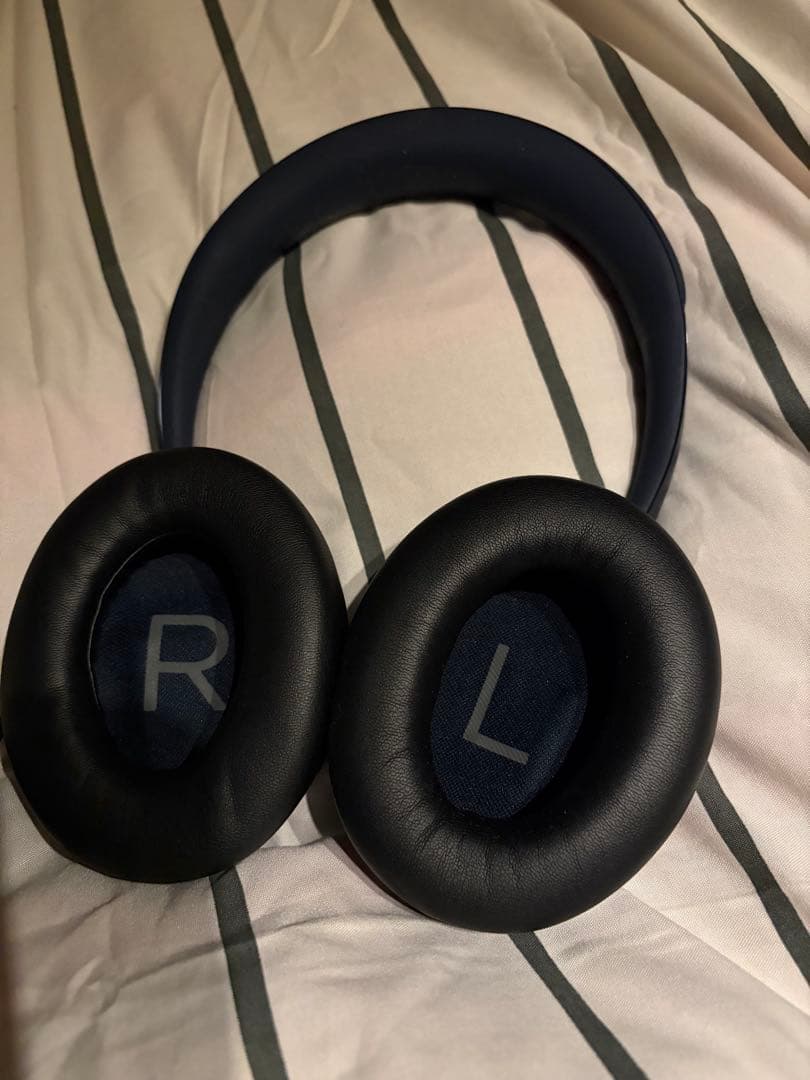 Bose Headphones 700（ミッドナイト）