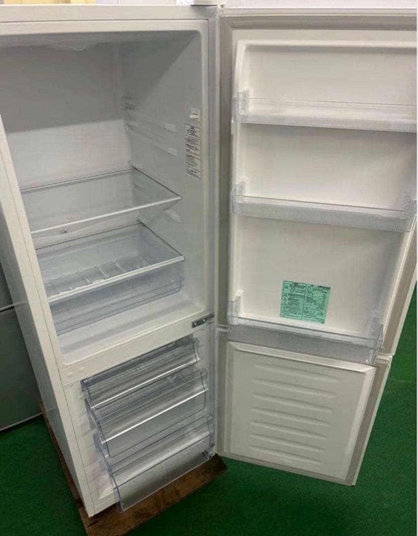 【高年式】2022年式 175L Hisense 冷蔵庫 HR-D1701W