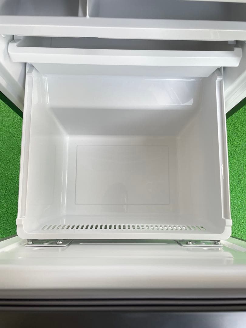 760極美品✨ アクア おしゃれダークシルバー 2ドア冷蔵庫 三段大容量冷凍室