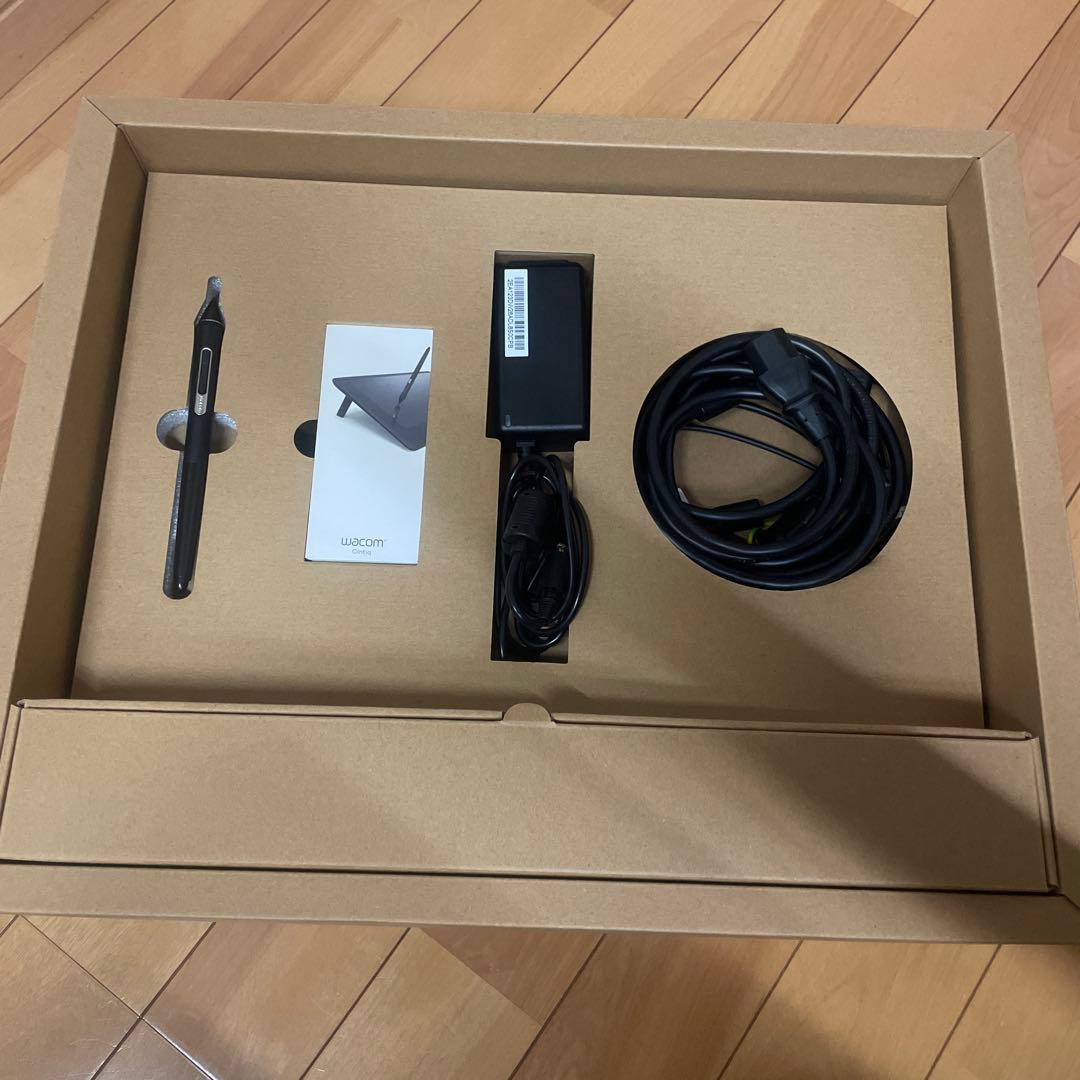 ワコム 液タブ Wacom Cintiq 16 FHD DTK1660K1D