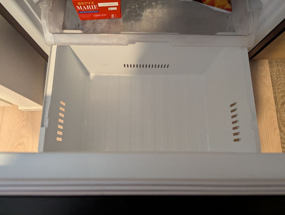 【専用カレジ】【3/1出品終了】東芝冷蔵庫326L GRW33SC(KZ)