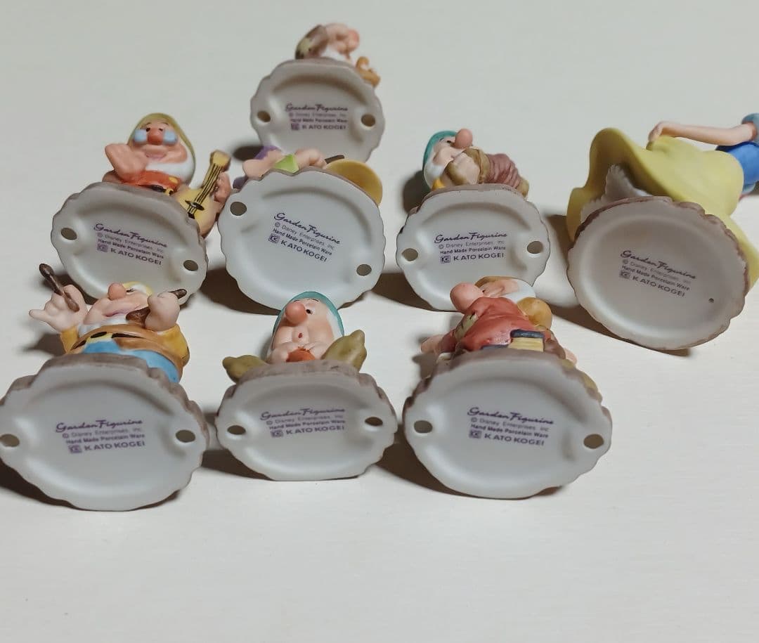 加藤工芸　白雪姫と7人のこびと　ガーデンフィギュアコレクション