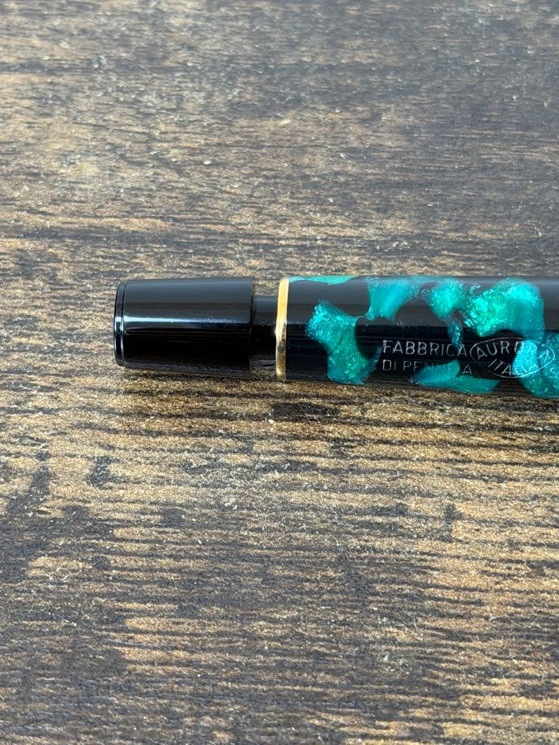 未使用に近い　アウロラ　オプティマ　グリーン　14金　ゴールド　B 万年筆