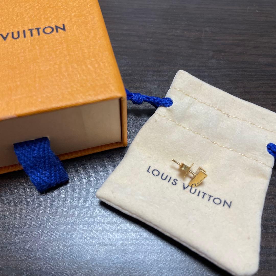 ルイ・ヴィトン　ピアスV (片耳用) ゴールド