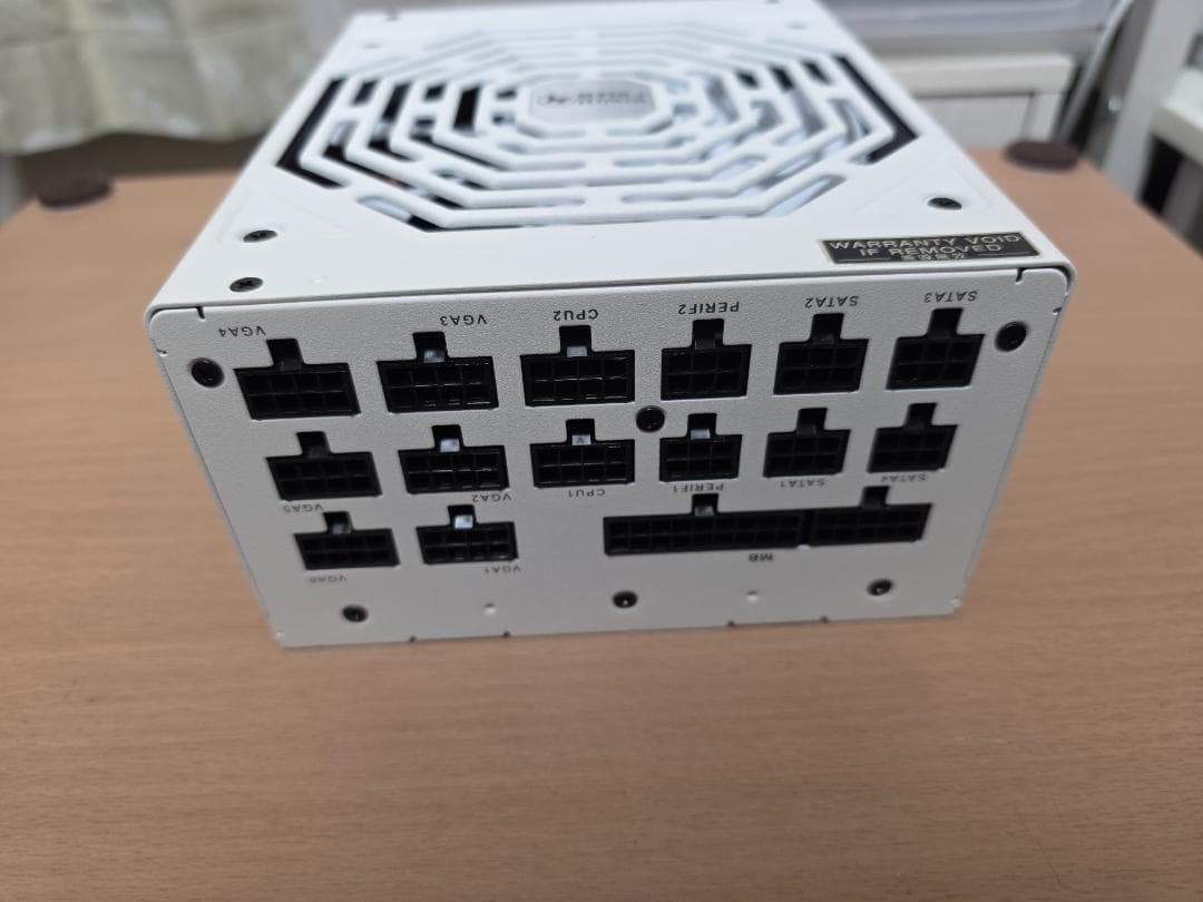 電源ユニット SUPER FLOWER LEADEX SE PLATINUM 1000W WT