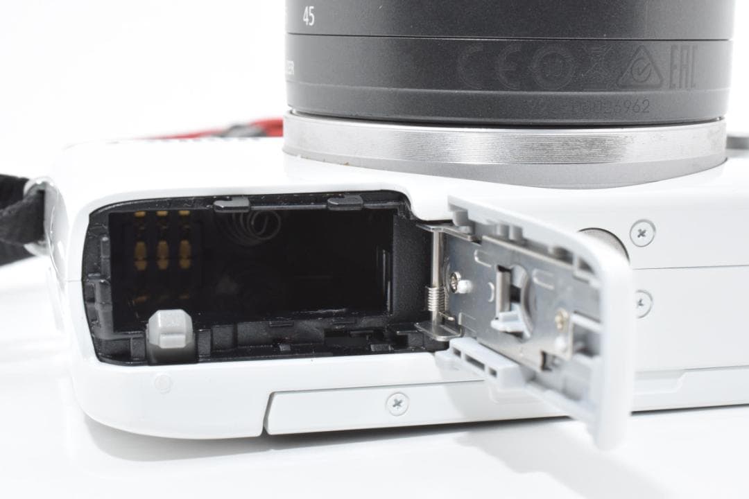 ■美品■Canon キヤノン EOS M10 レンズキット