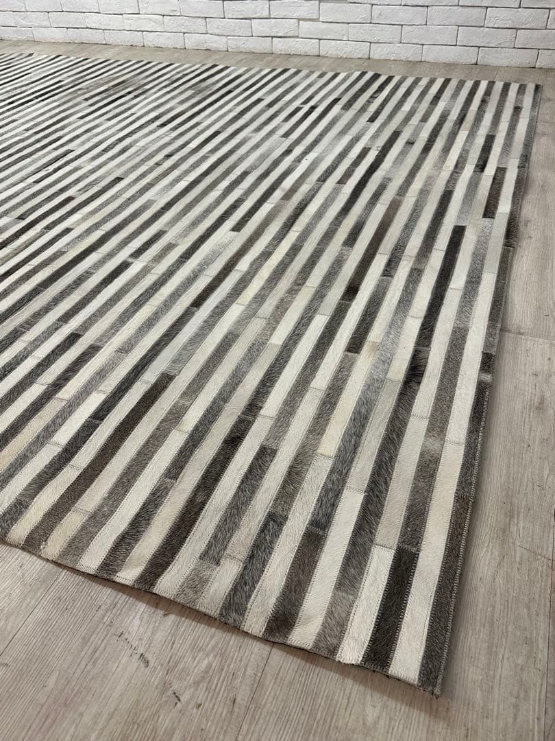 【東京都内23区配送無料】定価12万　カーペット　絨毯　ラグ　牛革　パッチワーク