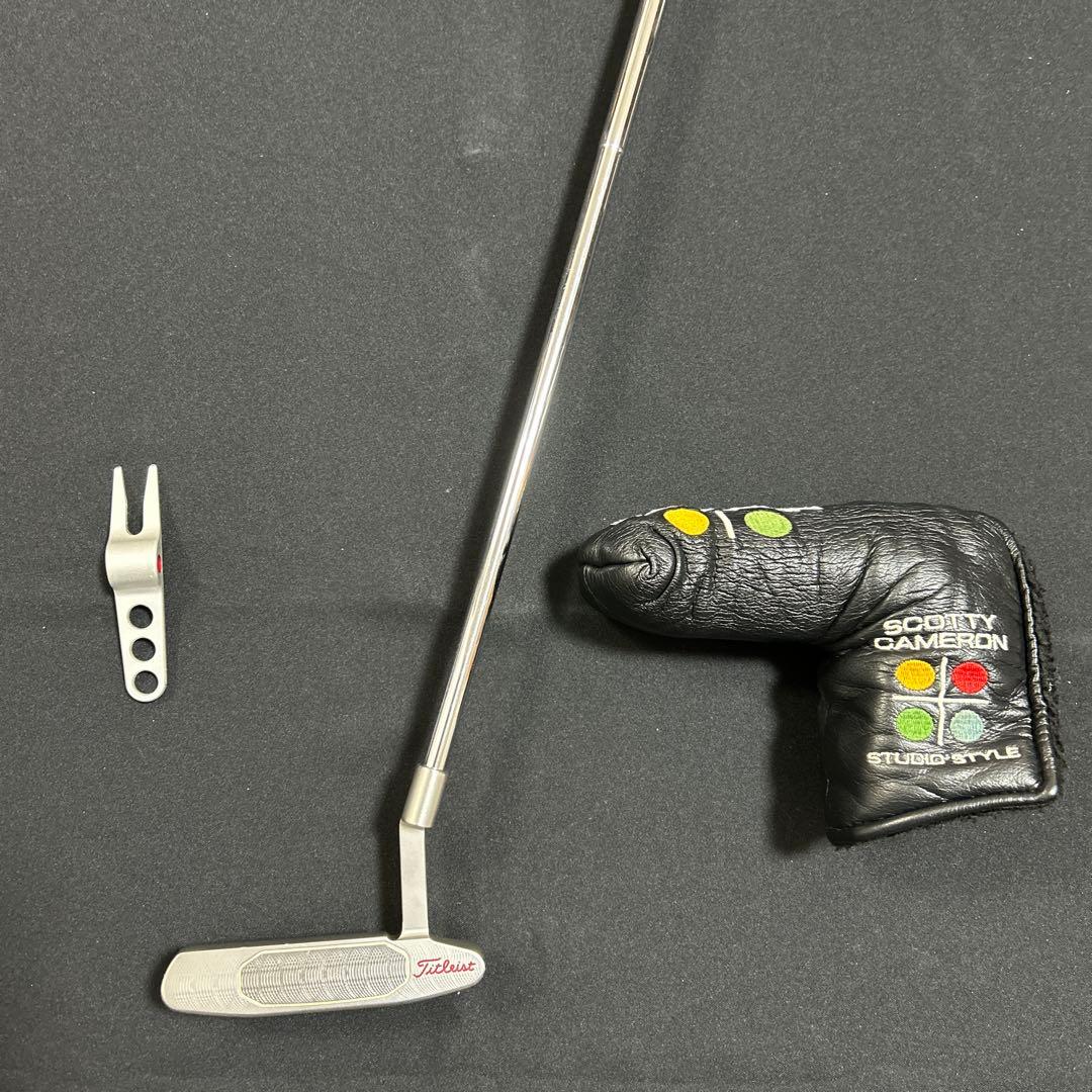 スコッティキャメロンニューポート2 33インチ　ヘッドカバー、グリーンホーク付