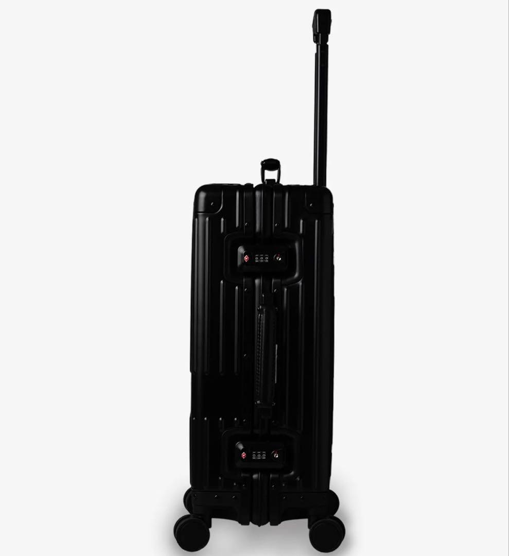 イノベーター 36L アルミスーツケース ステルス(黒） inv1811