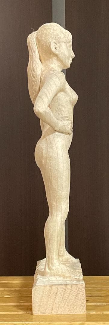 木彫　女性像B　全高３２㎝