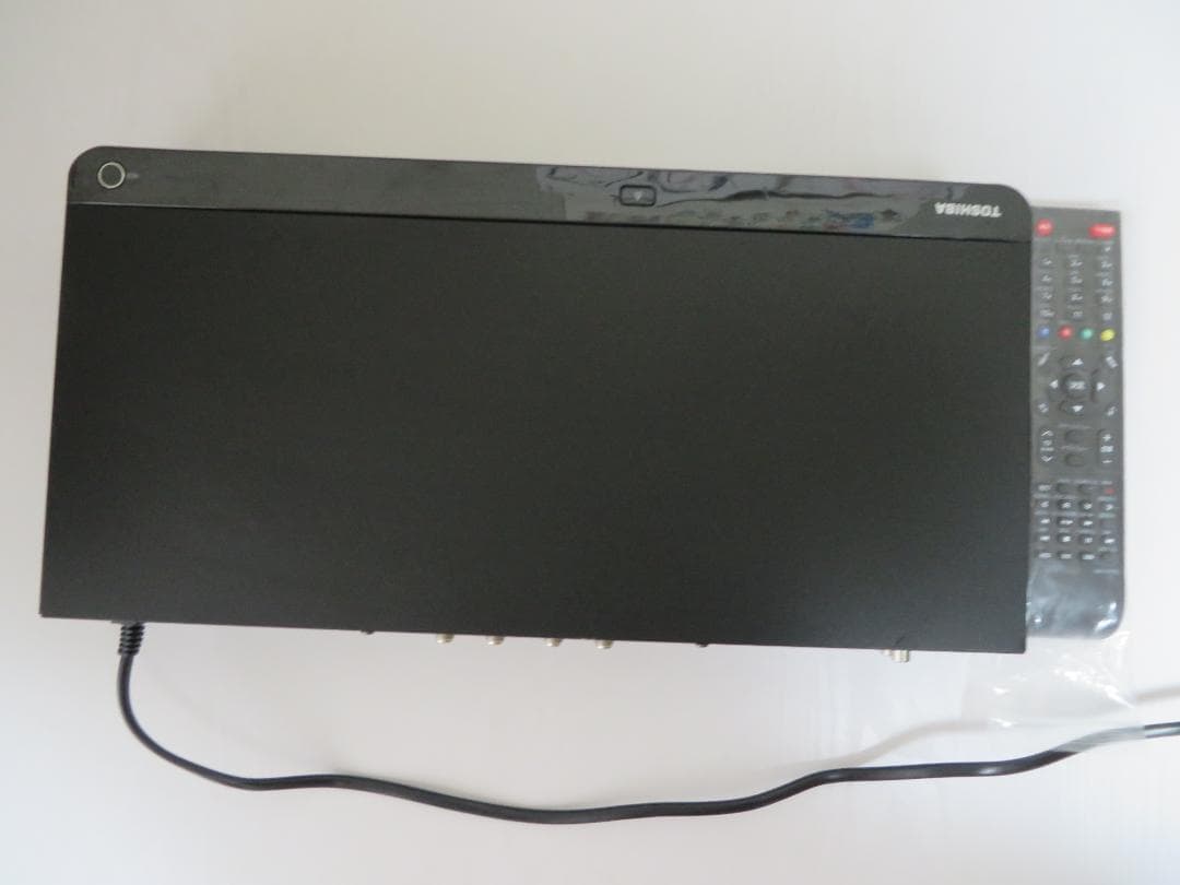 東芝ブルーレイレコーダー　タイムシフトマシンDBR-M3007 2017年製