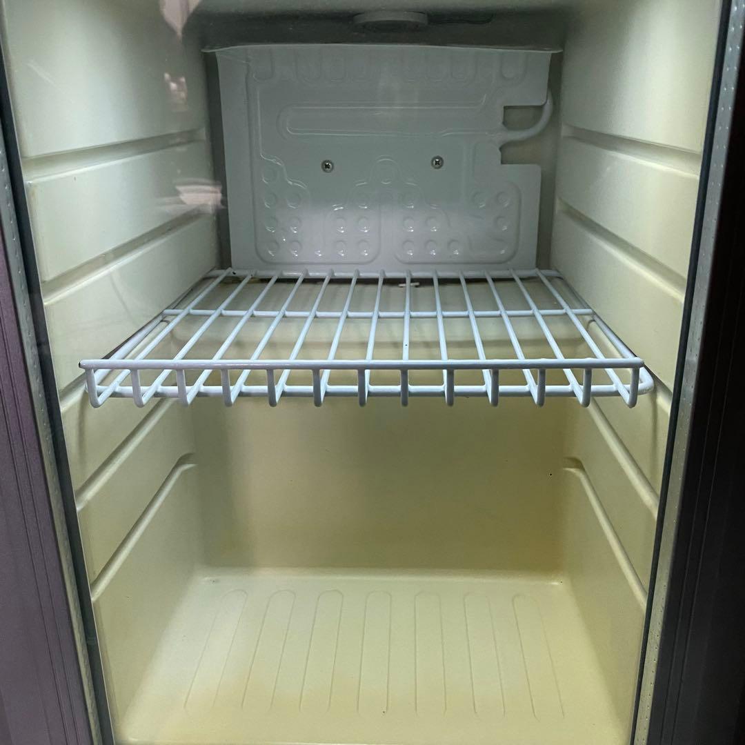 シャーク　shark エナジードリンク冷蔵庫