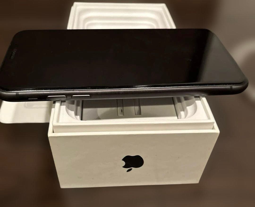 アイホン11 64GB 初期化済み