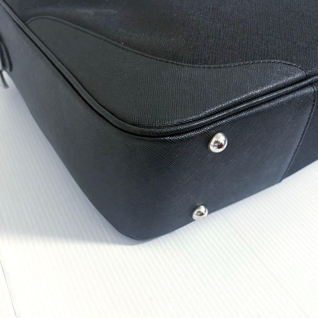 ほぼ未使用　PELLE MORBIDA ブリーフケース　キャタピーノ　ブラック