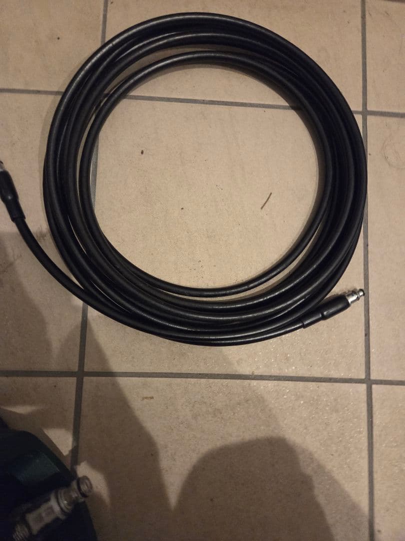 【美品】 BOSCH Universal Aquatak UA125 高圧洗浄機