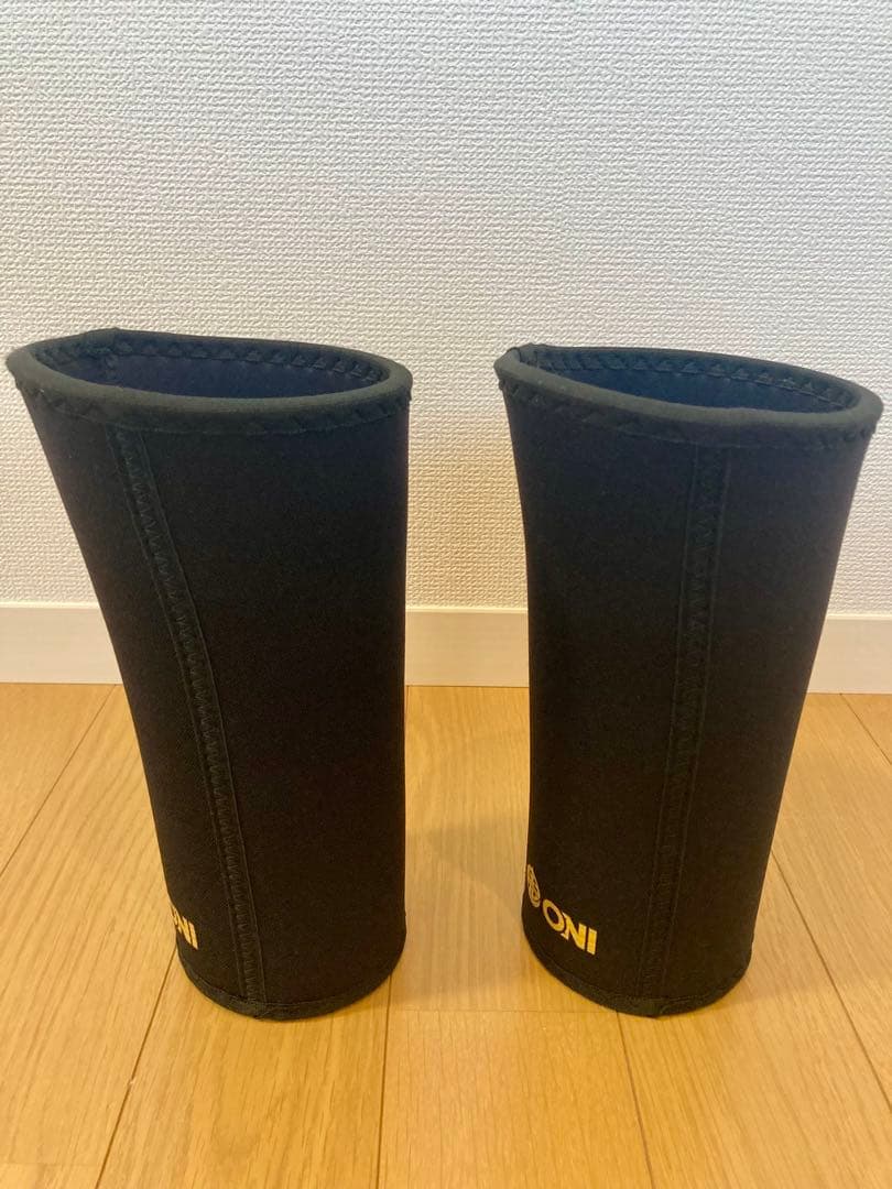 ONI KNEE SLEEVES PRO（Mサイズ） プロ系ニースリーブ S級